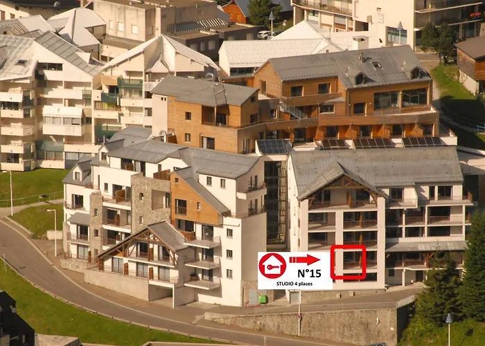 A Gourette Avec Piscine Et Animaux Acceptes, 4 Pers - Fr-1-860-52